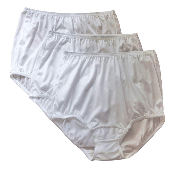 Buy VASSARETTE Women's Invisibly Smooth Slip Short Panty 12385